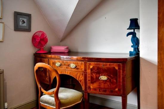 Quirky 4 Bedroom Apartment With Terrace カーディフ エクステリア 写真
